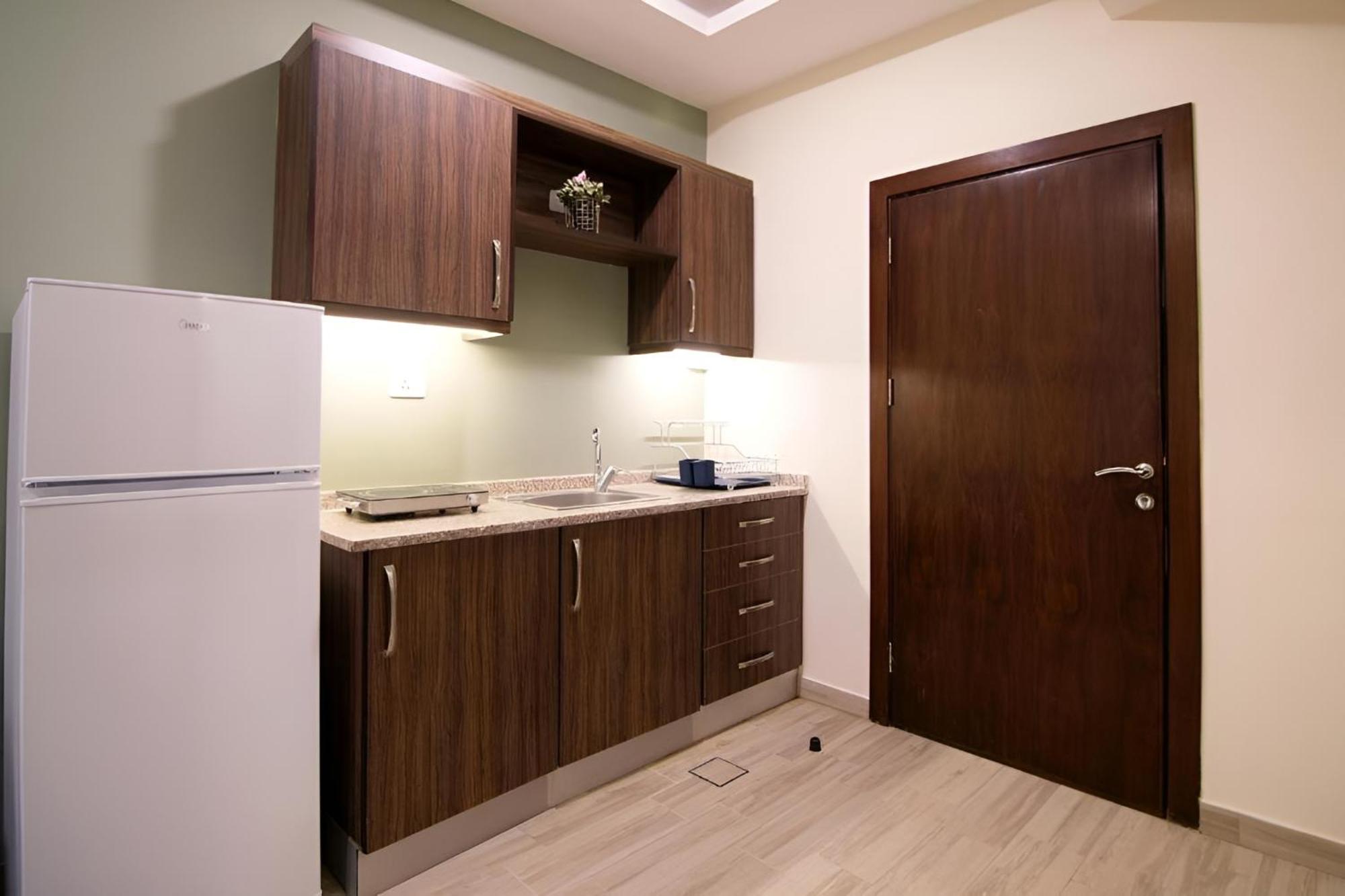46 Serviced Apartments Амман Екстер'єр фото